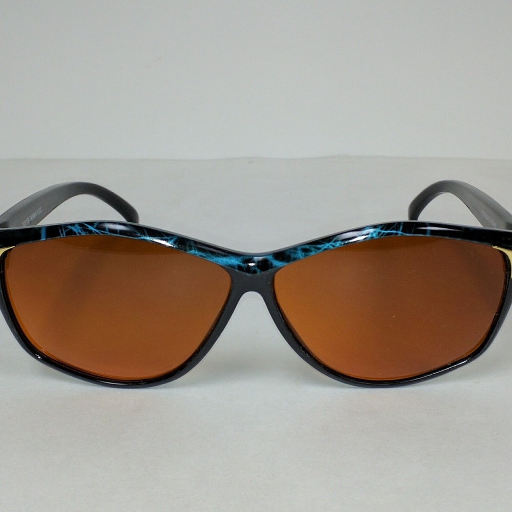 NWT True Vintage 80's Plastic Lady High Fashion Sunglasses (Black/Blue)